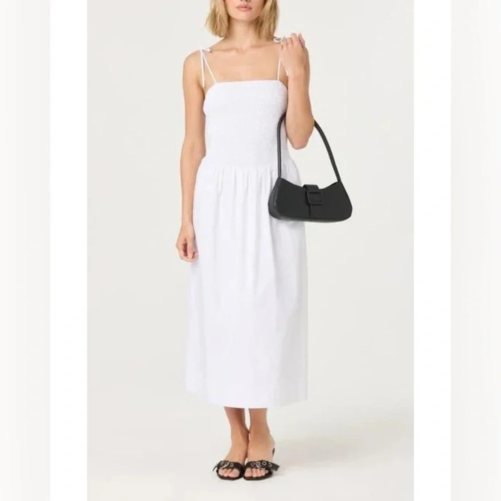 ASTR The Label Drop Smoked Midi Dress Size Medium White‎ NWOT - Picture 6 of 15